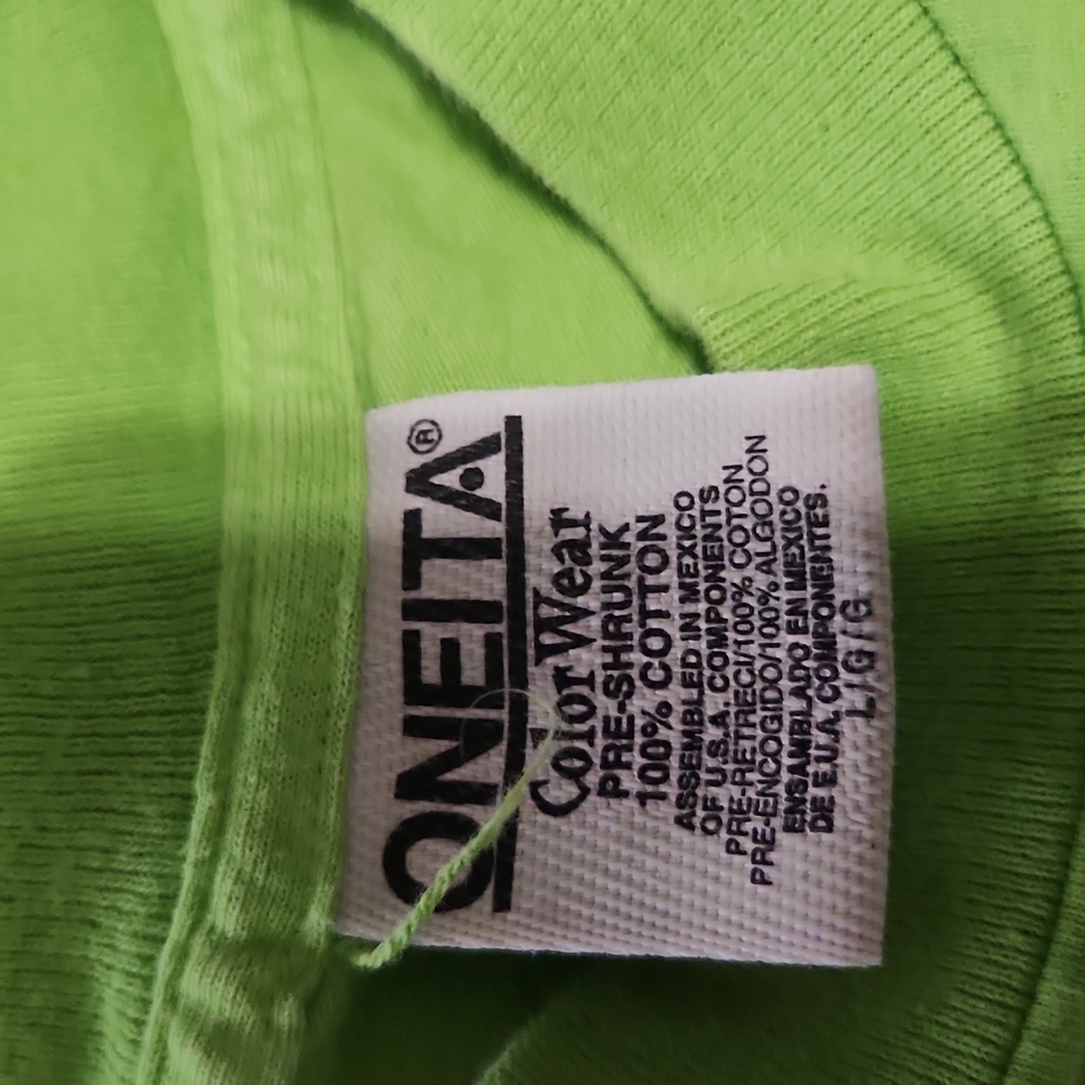 Unisex short sleeve tee...ONEITA...SIZE LG/G